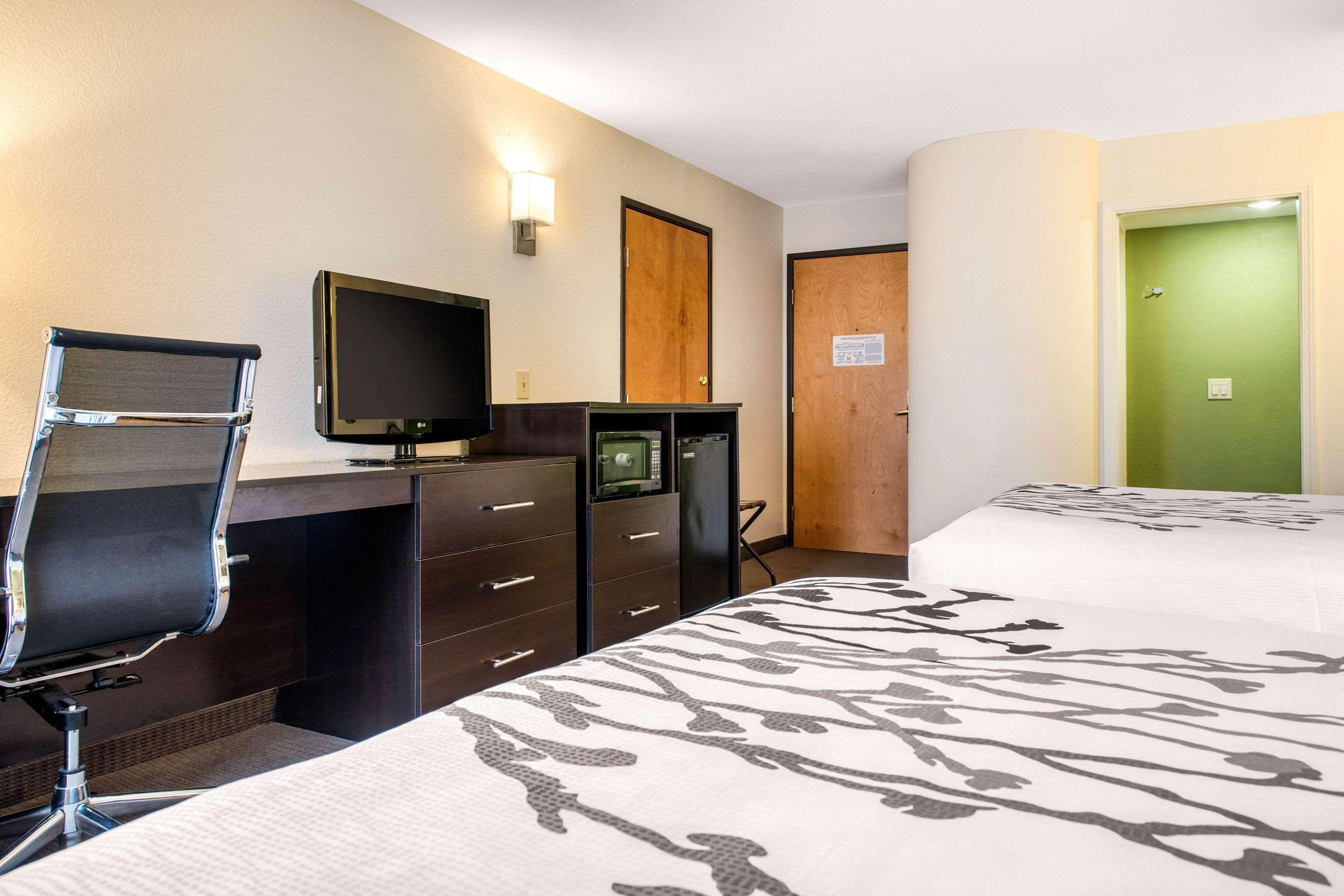 Sleep Inn & Suites Columbus Buitenkant foto