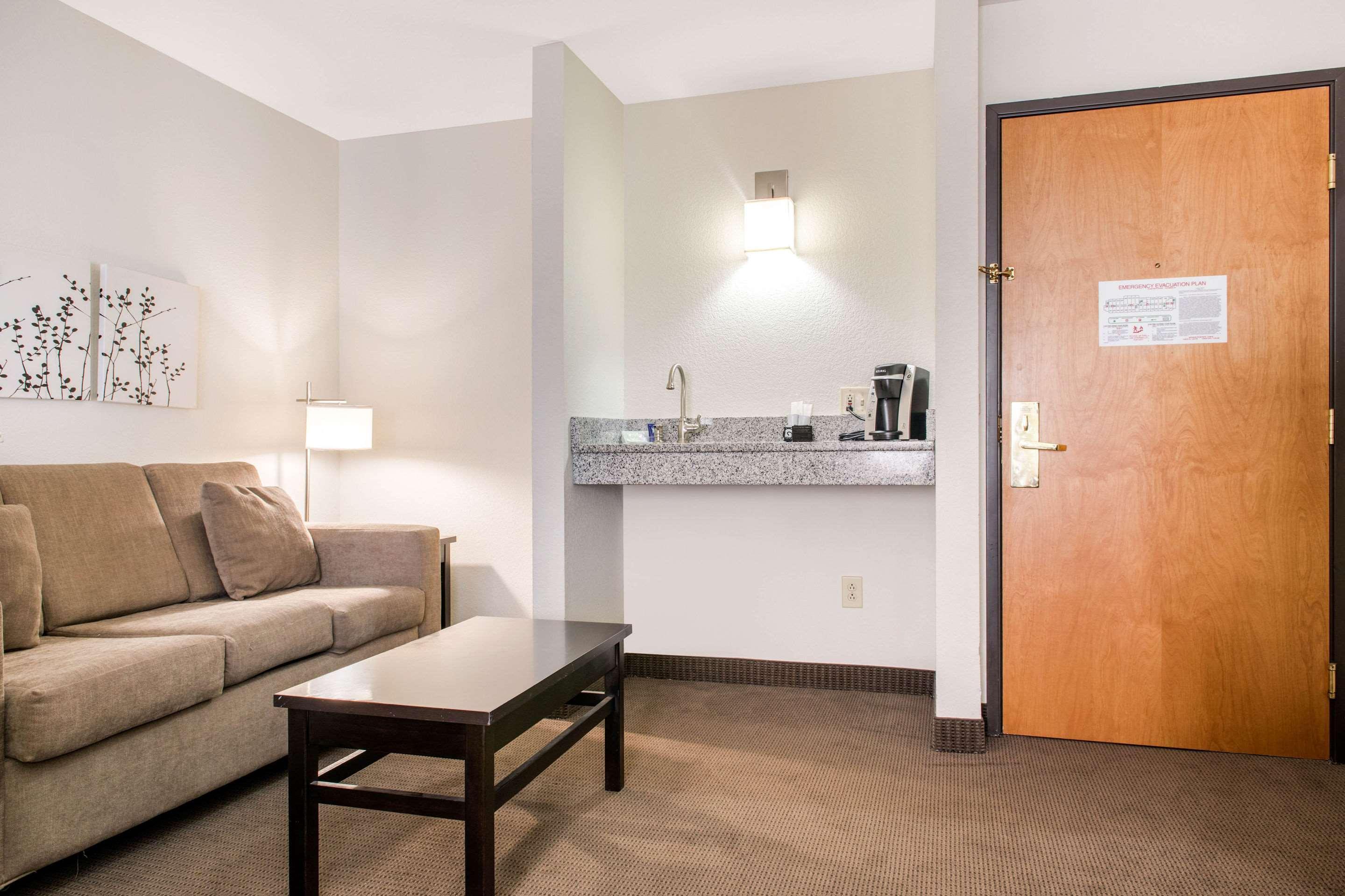 Sleep Inn & Suites Columbus Buitenkant foto