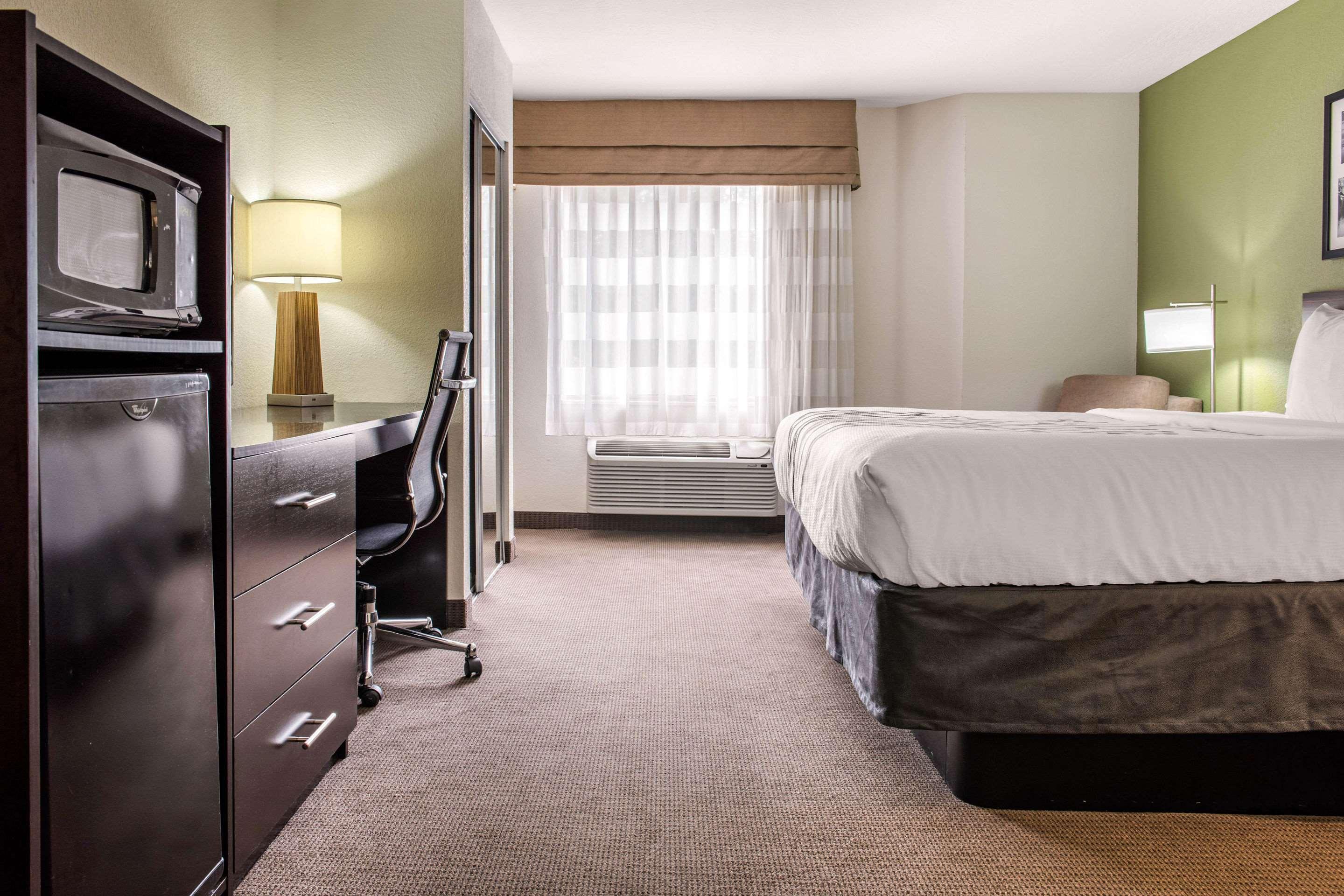 Sleep Inn & Suites Columbus Buitenkant foto