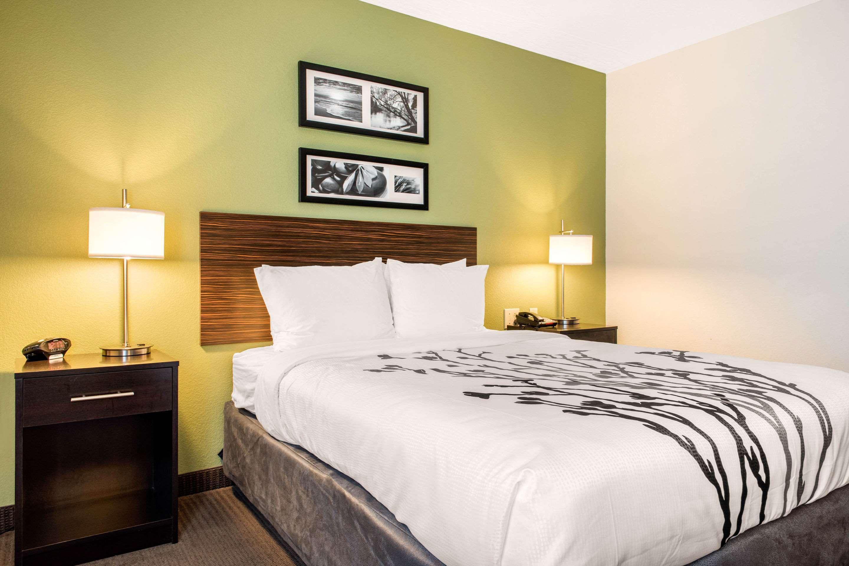 Sleep Inn & Suites Columbus Buitenkant foto