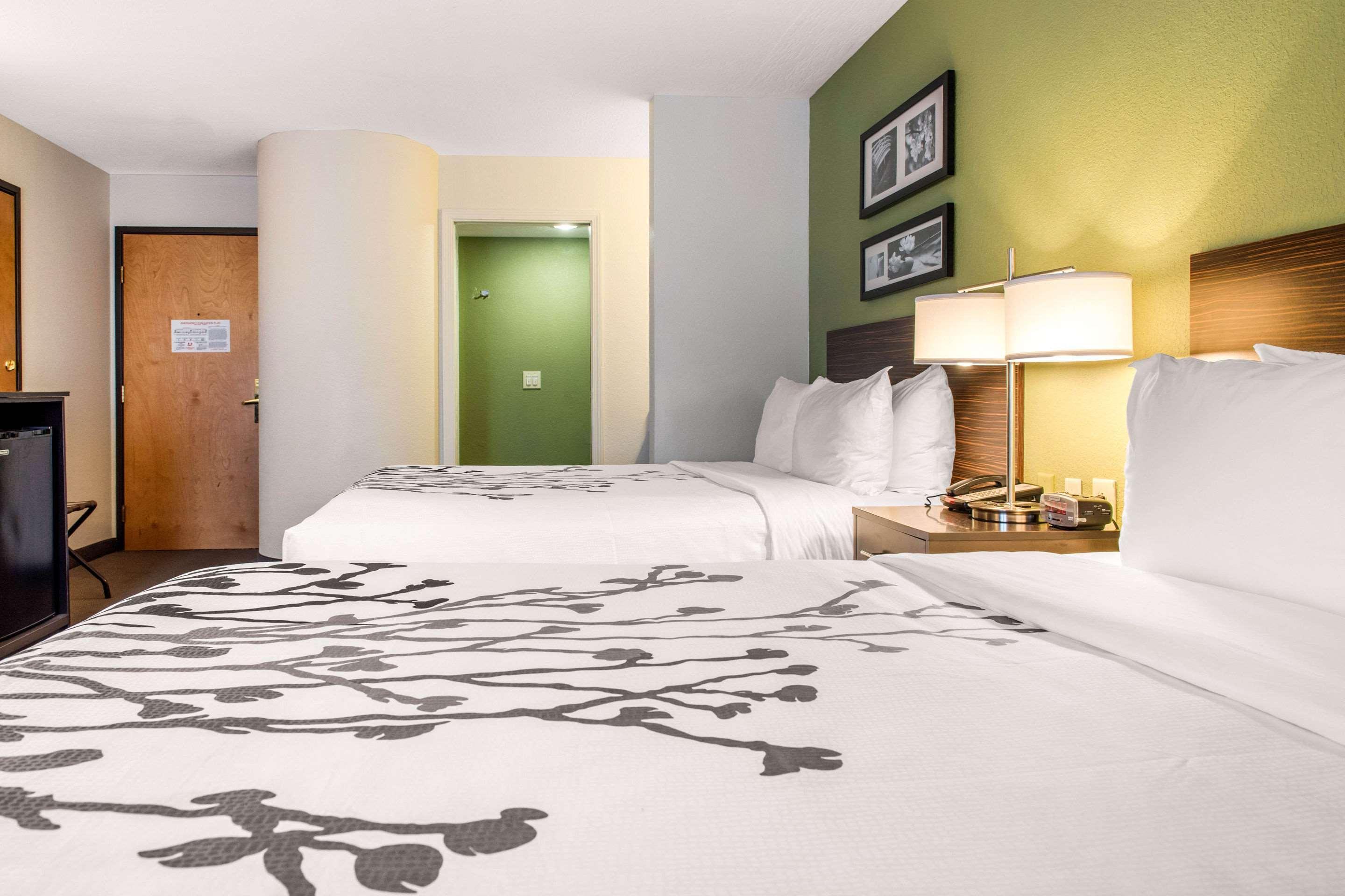 Sleep Inn & Suites Columbus Buitenkant foto