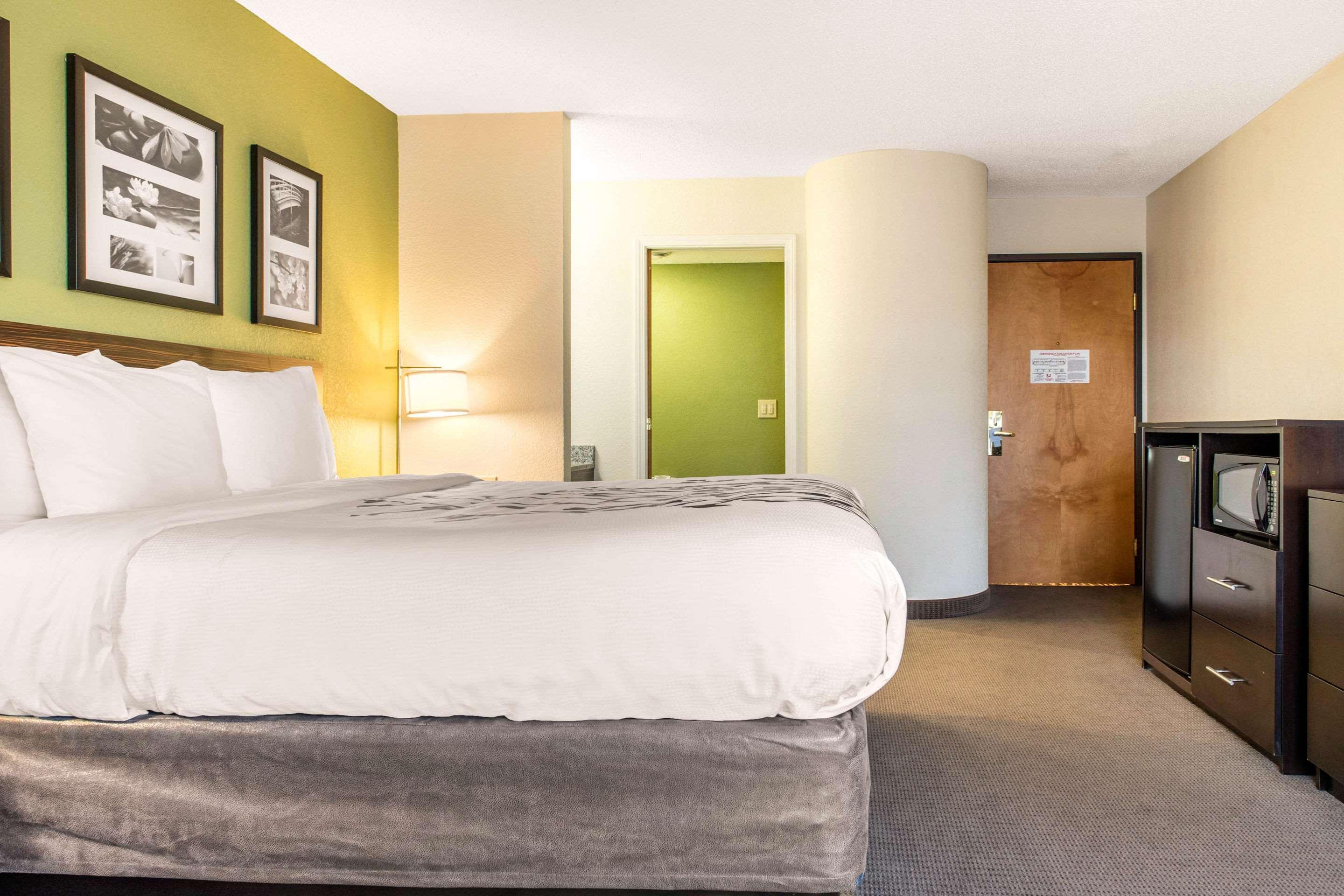Sleep Inn & Suites Columbus Buitenkant foto