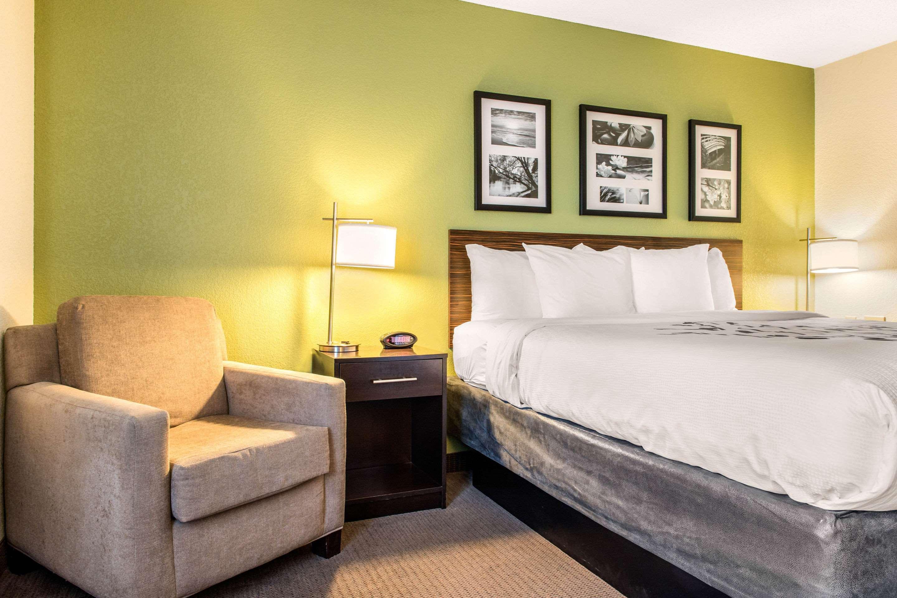 Sleep Inn & Suites Columbus Buitenkant foto