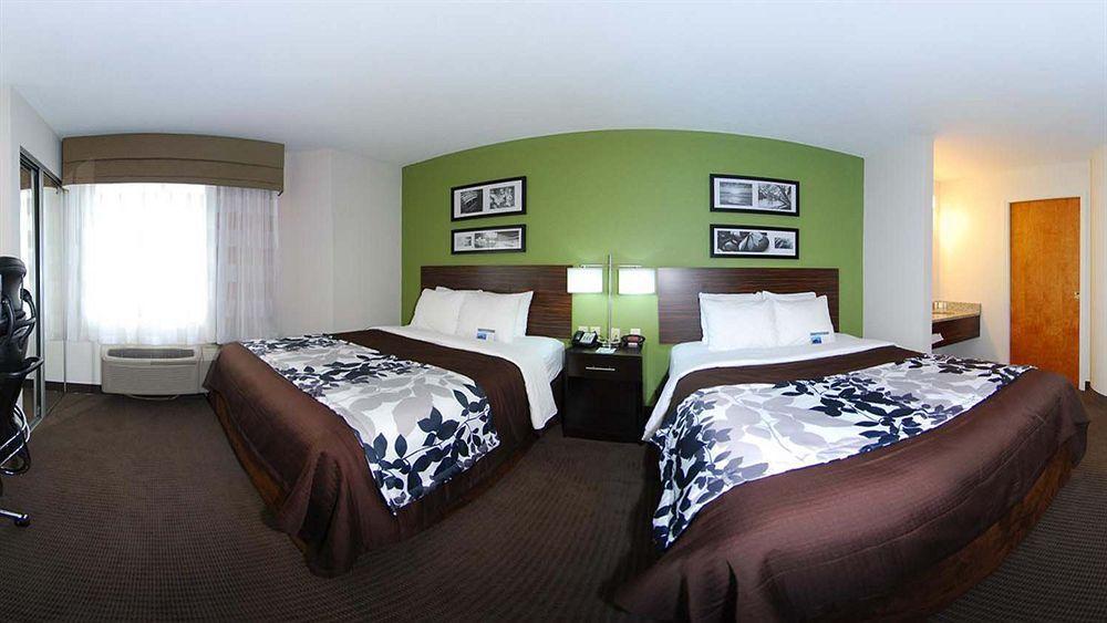 Sleep Inn & Suites Columbus Buitenkant foto